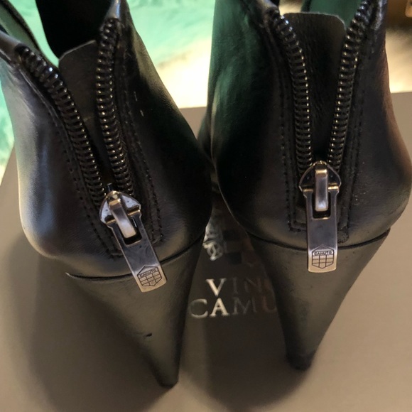 Vince Camuto booties - Picture 4 of 8
